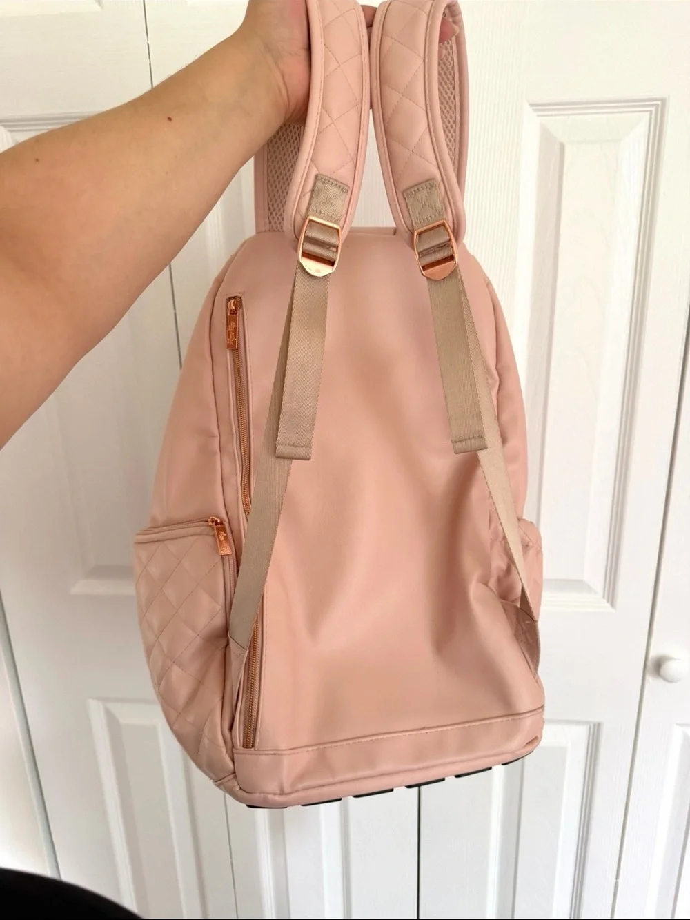 🦋Itzy Ritzy Boss Plus Diaper Bag  Backpack Blush Pink and  Diaper Bag Charm pod